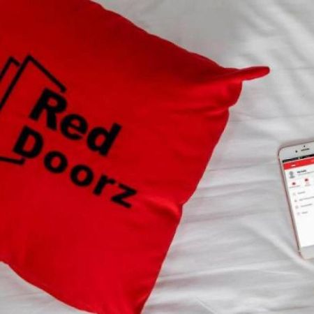Reddoorz Near Palembang Square Mall 2 Экстерьер фото