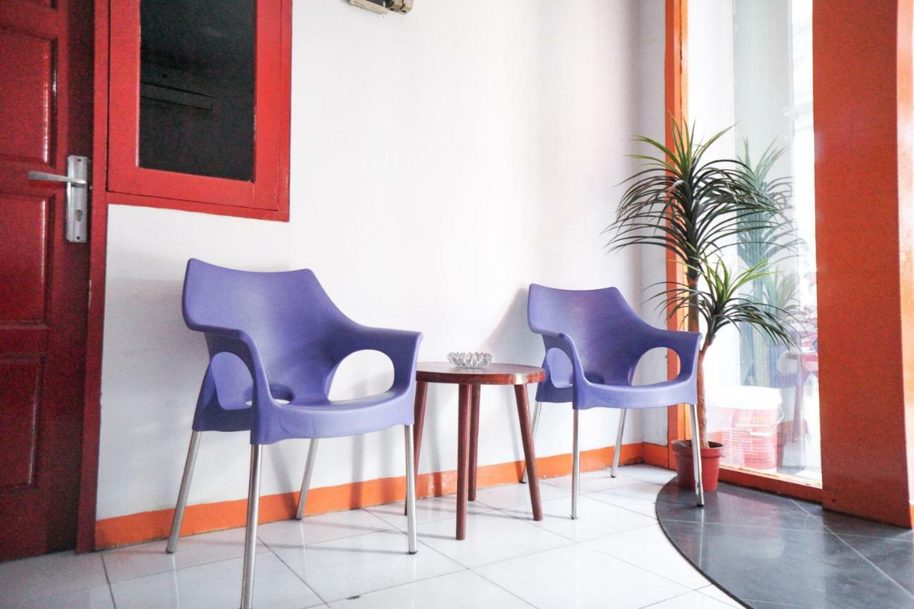 Reddoorz Near Palembang Square Mall 2 Экстерьер фото